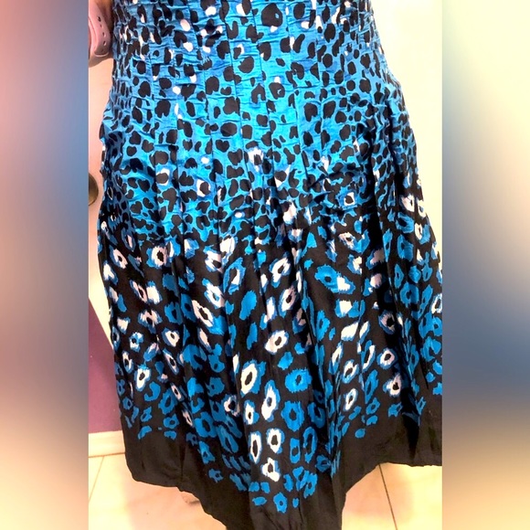 Kay Unger, Silk Blend Blue, BLK&White Leopard, Fit&Flare V-Neck Midi Dress SZ 10 - Picture 7 of 16